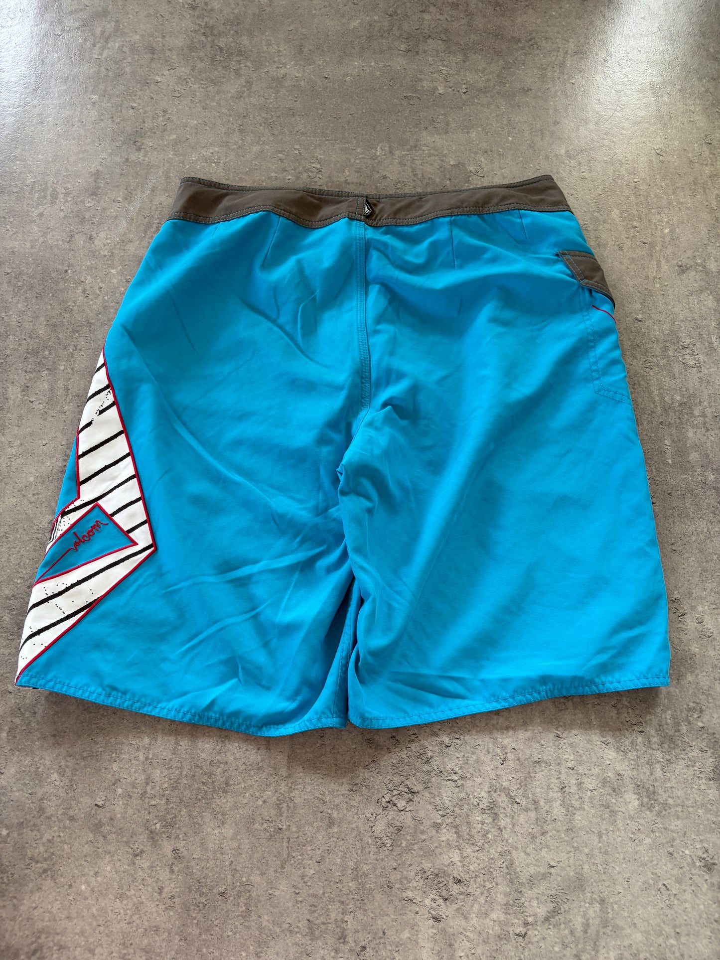 Vintage Volcom Cargo Shorts 00s