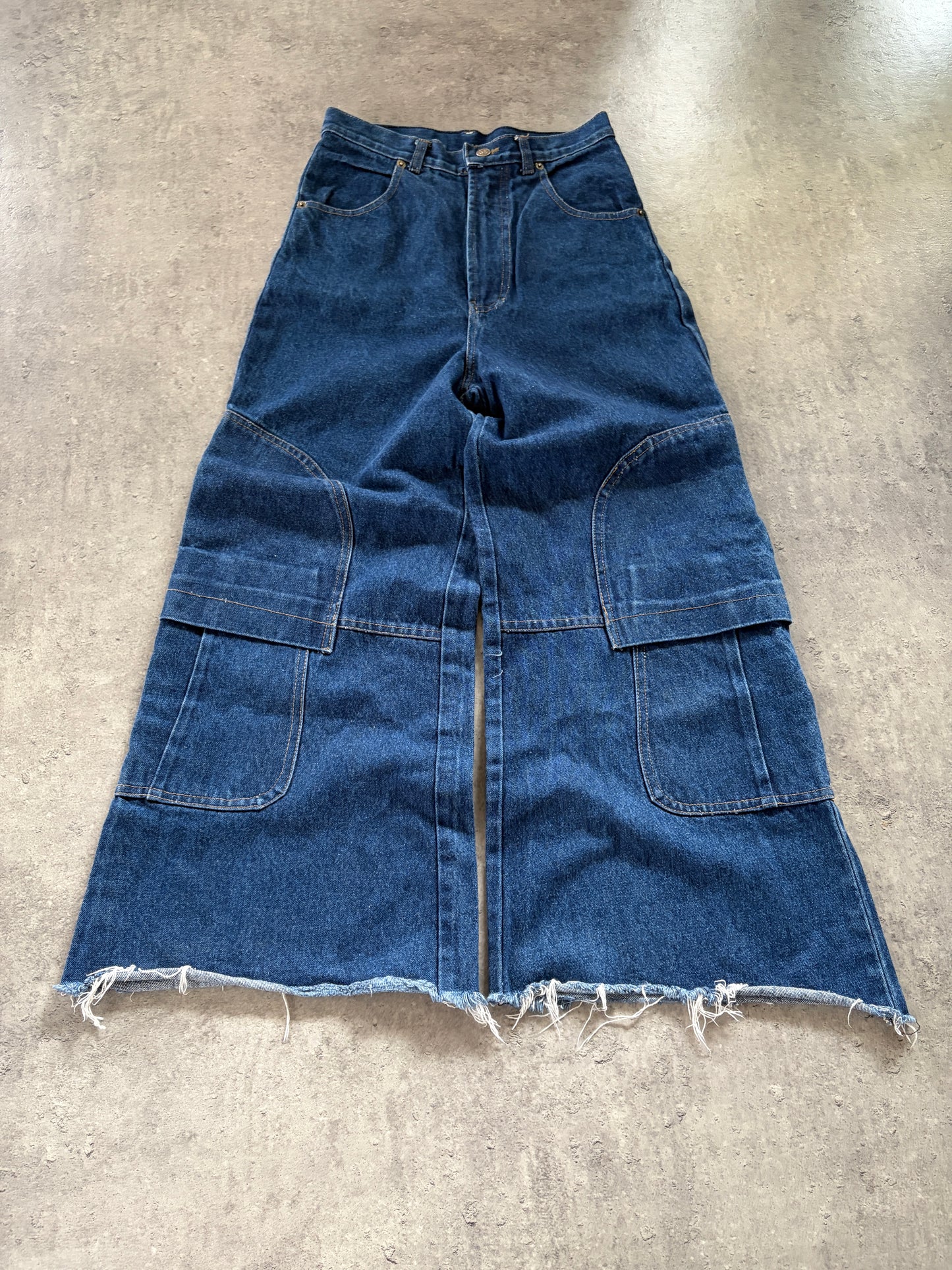 Vintage Baggy Jeans JNCO style